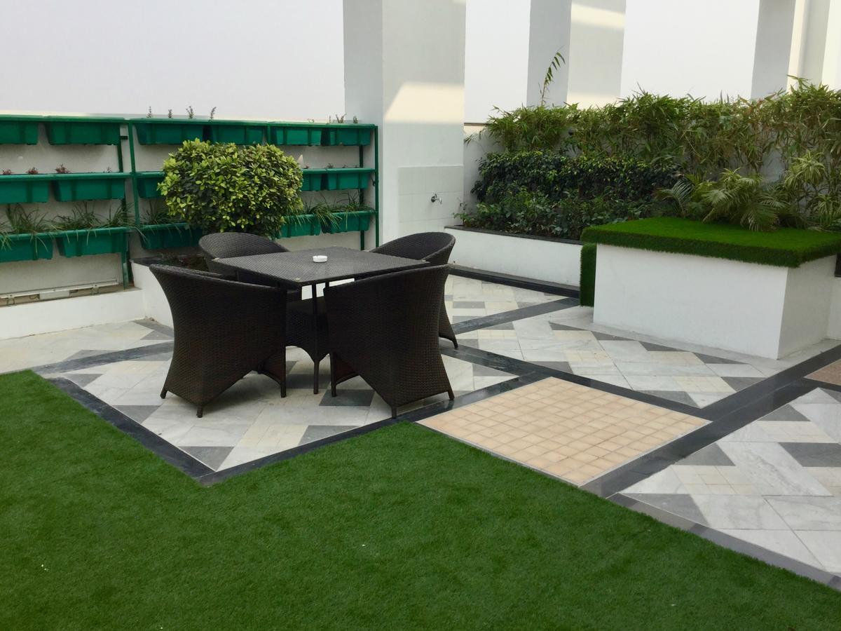 Hotel Ramada By Wyndham Ghaziabad Vasundhara Exteriér fotografie
